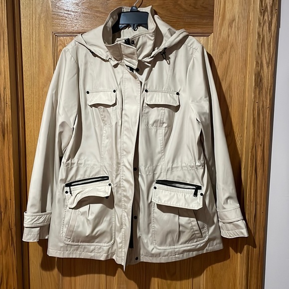 Michael Kors jacket - Picture 1 of 3
